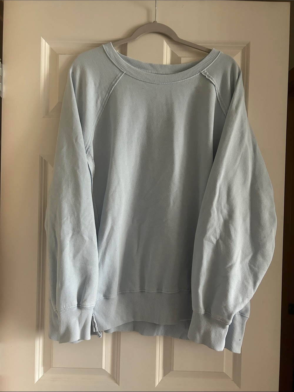 American Eagle this feels seriously lived in Sweatshirt xl